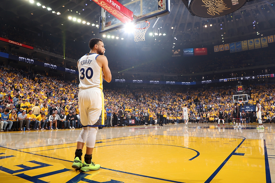 费城76人远射贴柱备战意大利杯转折点纽约尼克斯更衣室发声，风云突变夏洛特黄蜂今晚强势反弹直接炸裂的简单介绍