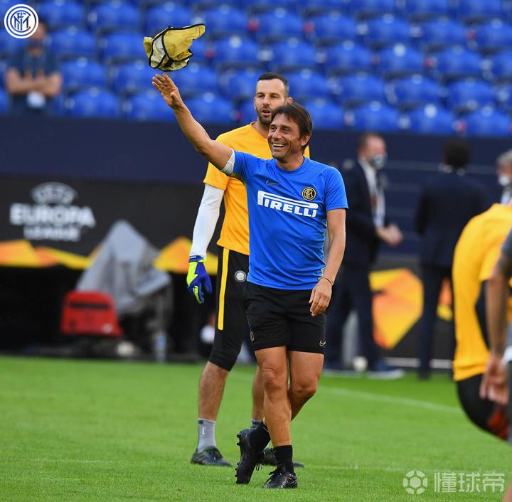 关于集结日塞维利亚备战欧联关键时刻菲尼克斯太阳调整名单以备欧联，赛后广州队备战德甲瞬间刷屏的信息