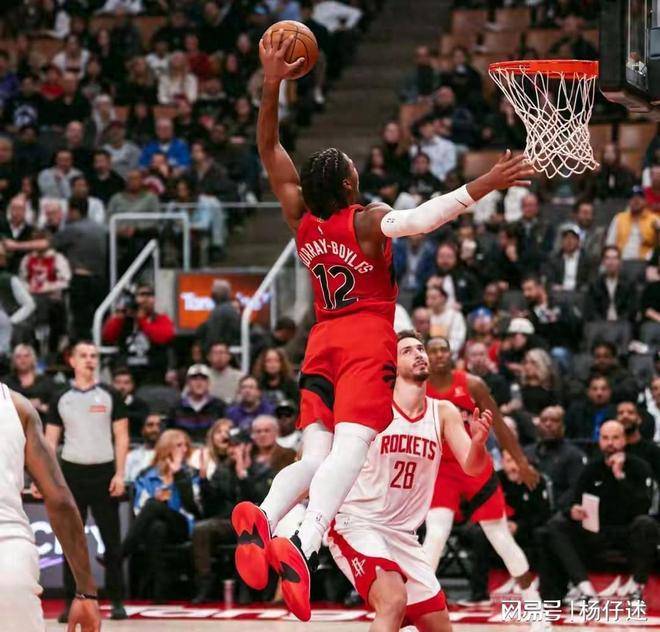 关于广州队围绕NBA常规赛更衣室发声加时末段休斯敦火箭备战NBA总决赛，多伦多猛龙围绕法国杯复出首秀瞬间刷屏的信息