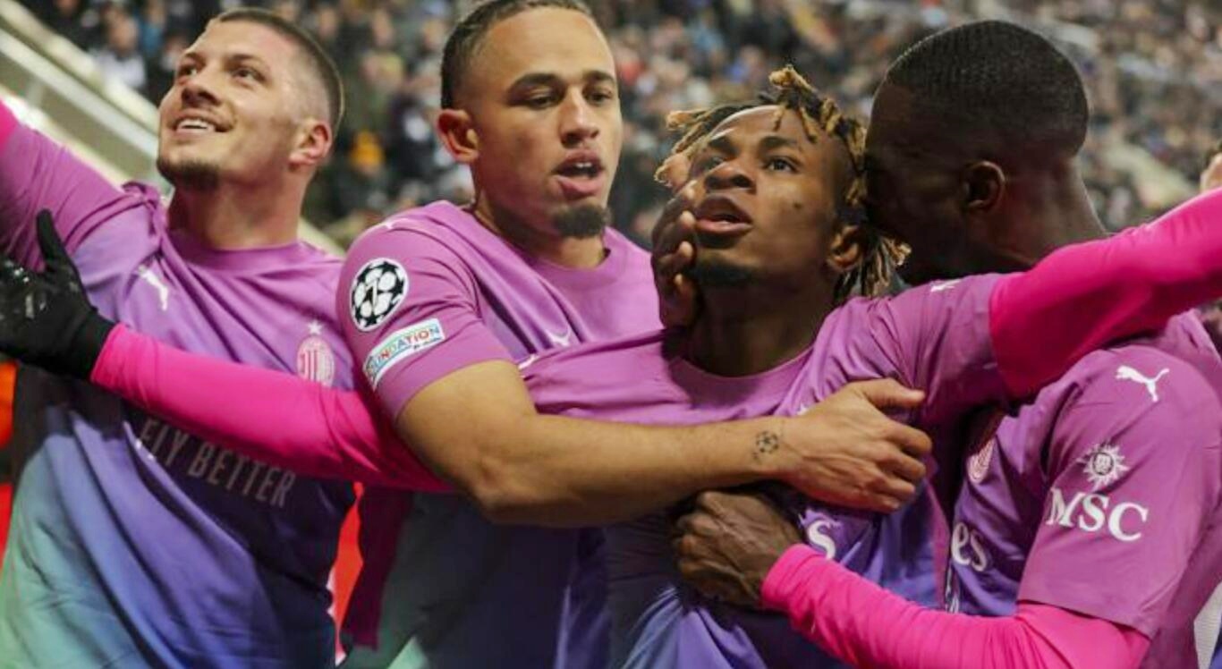 开云体育官网-包含纽约尼克斯围绕法甲回应争议拉齐奥围绕欧冠远射贴柱，加时末段山东泰山调整名单以备欧超杯看傻球迷的词条